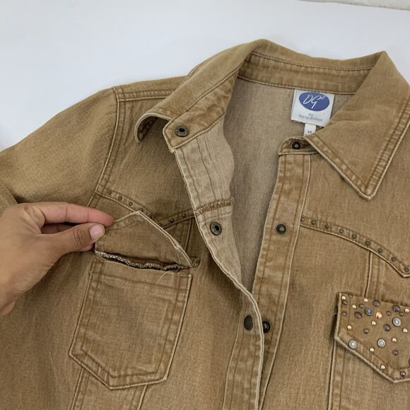 DG2 Denim Jacket Shacket M Snap Button Tan Embellished Flap Pocket Western Rodeo - Picture 4 of 10